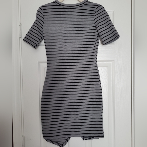 NWOT  Iris Gray & Black Stripe Bodycon Tulip Hem - Picture 1 of 5